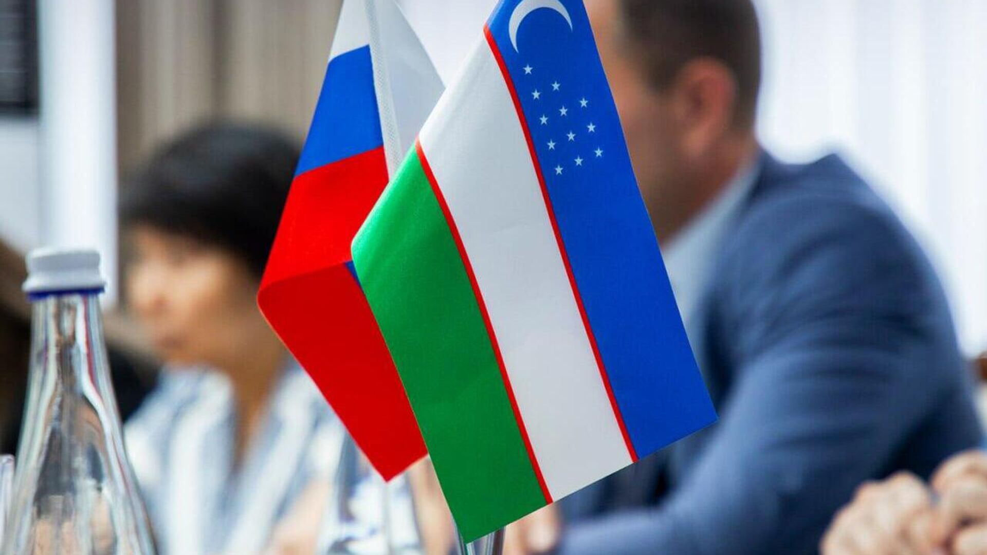 Министр транспорта Илхом Махкамов провел встречу со Статс-секретарем – заместителем министра транспорта Российской Федерации Д.Зверевым - Sputnik Узбекистан, 1920, 30.06.2025