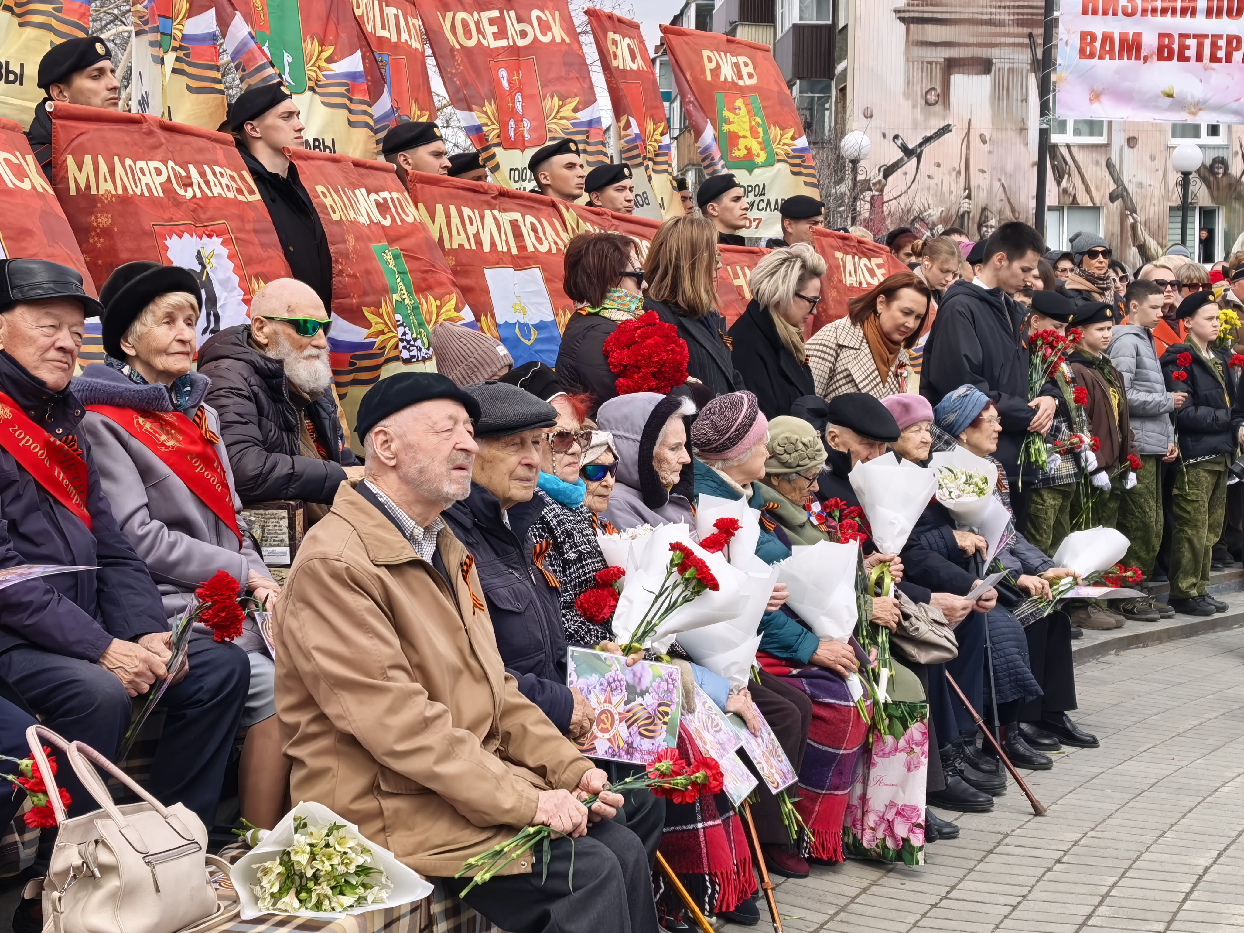 В парке Победы почтили память Героев Великой Отечественной войны 