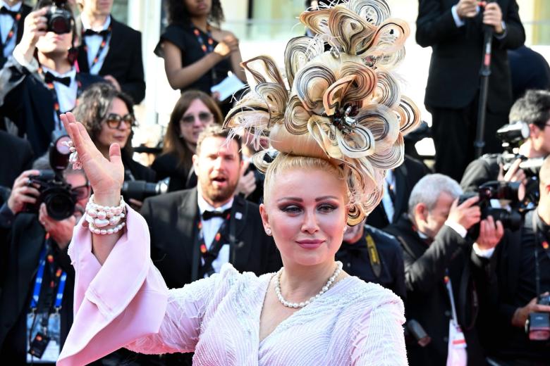 Лена Ленина на красной дорожке, на на 78-м ежегодном Каннском кинофестивале