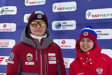 Спортсмены с Камчатки Юлия Плешкова и Елена Яковишина взяли первые места в супер-гиганте на чемпионате и первенстве России по горнолыжному спорту 5