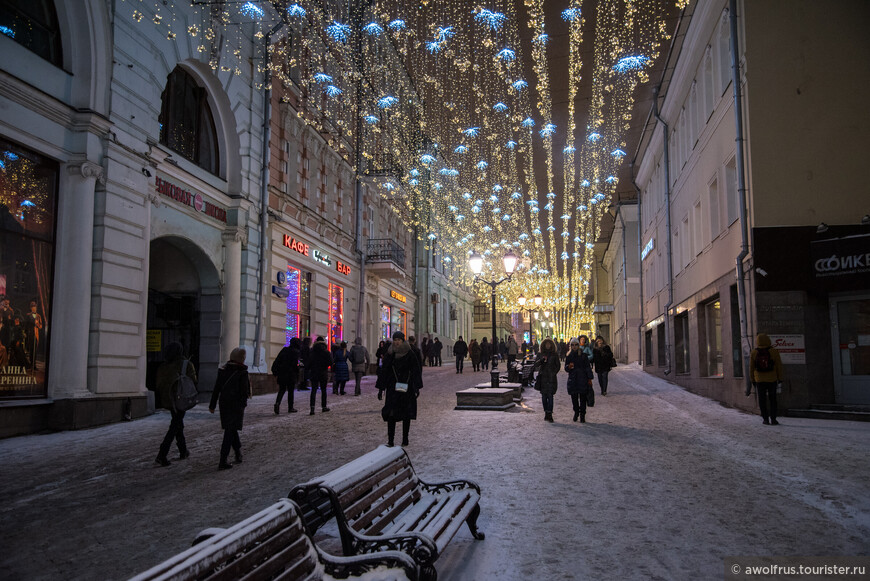 Новогодняя снежная Москва
