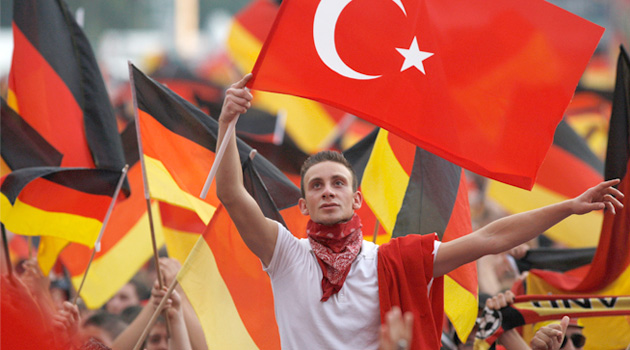 Советник Эрдогана: Турция ожидает, что Германия откажется от предрассудков и проникнется духом союзничества