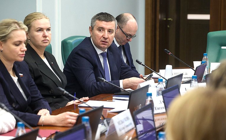 Заседание Комитета Совета Федерации по социальной политике