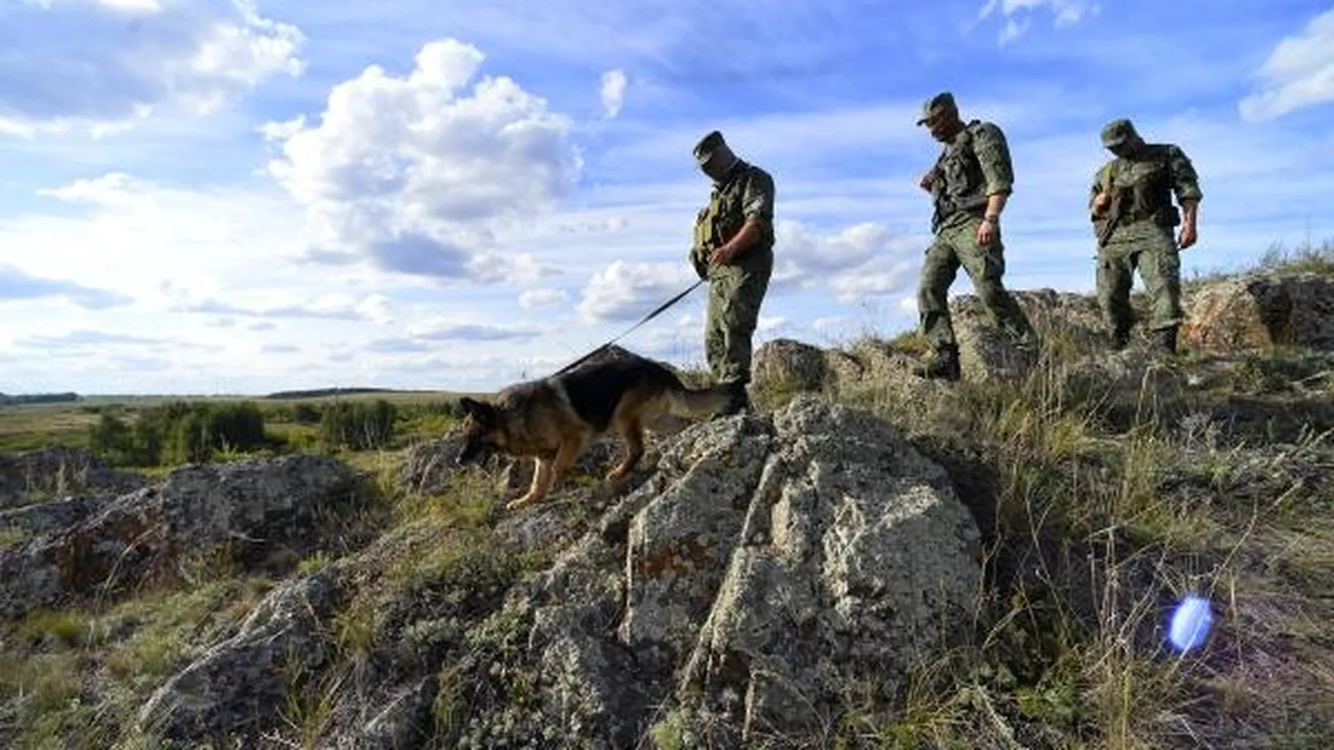 Деятельности российских пограничников в аэропорту звартноц