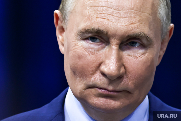 Владимир Путин на выставке 