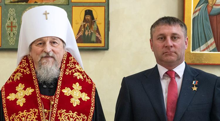 Владыка Иоанн благословил Александра Шуваева на успешное управление Белгородской областью