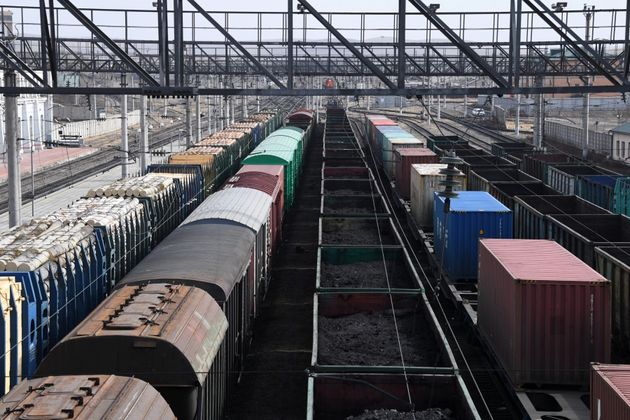 Товарные поезда с углем