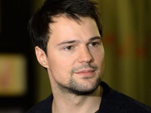 Суд не принял иск Данилы Козловского к обвинившему его в дискредитации ВС РФ Бородину