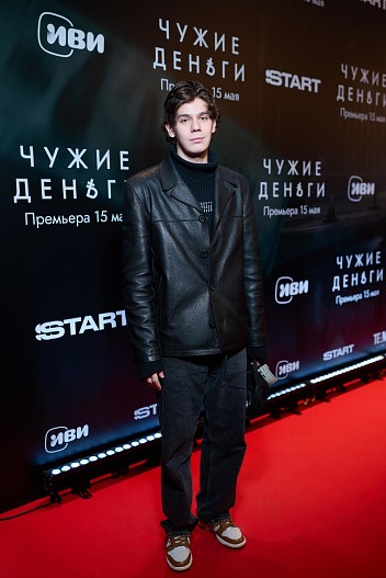 Эюб Фараджев