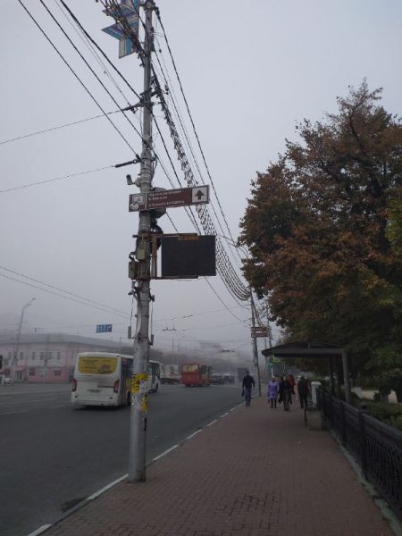 Помойку рязань вместе с номерами. Почему в рязани не работает. Информационное табло на остановках. Информационное табло на остановках. Почему в рязани не работает.