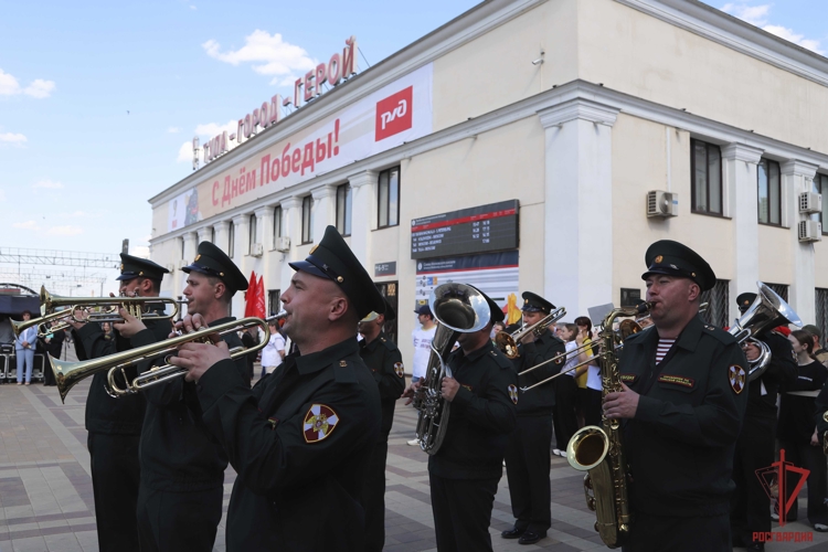 Росгвардейцы приняли участие в патриотической акции «Поезд Памяти» в Туле