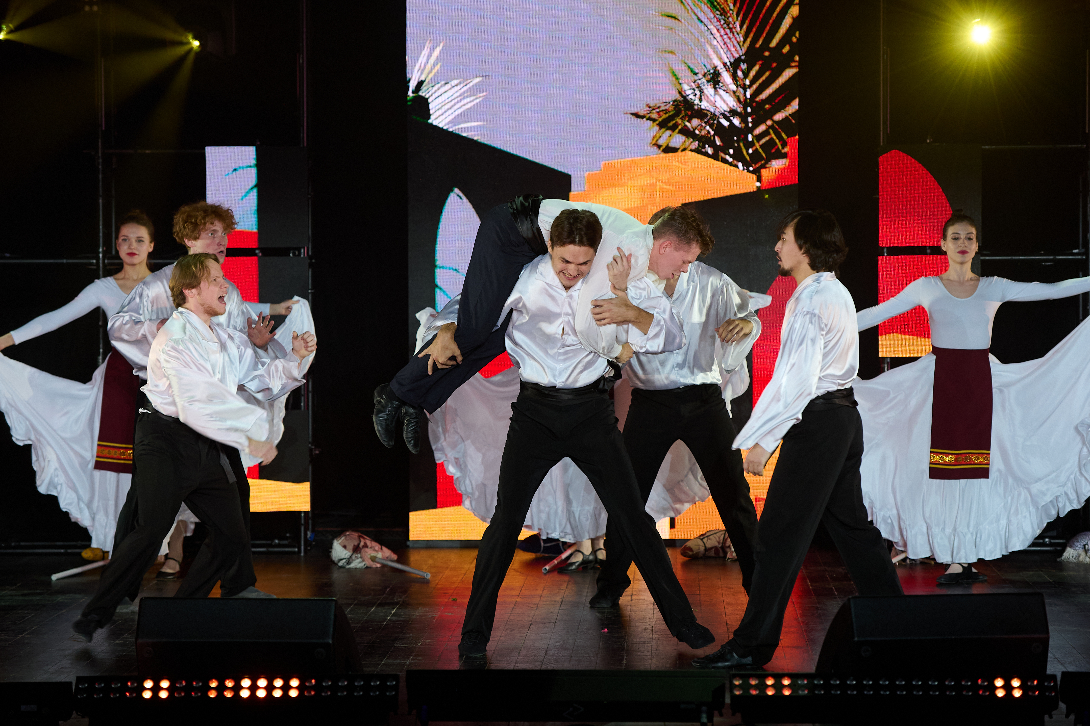 Фестиваль дизайна. Точка а фестиваль студенческих. Точка кипения казань кафе. Точка а фестиваль студенческих. Точка а фестиваль студенческих.