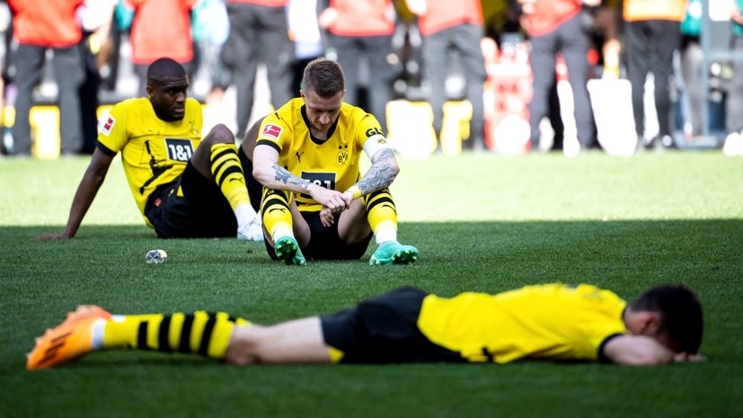 Слёзы Дортмунда: «Боруссия» оступилась в последнем туре и не смогла прервать гегемонию «Баварии» в Бундеслиге