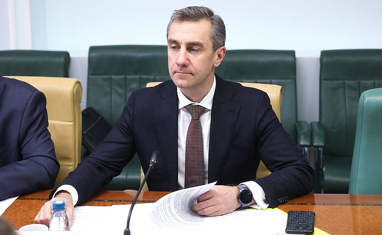 Совещание Комитета Совета Федерации по федеративному устройству, региональной политике, местному самоуправлению и делам Севера совместно с Советом по вопросам развития Дальнего Востока, Арктики и Антарктики при СФ