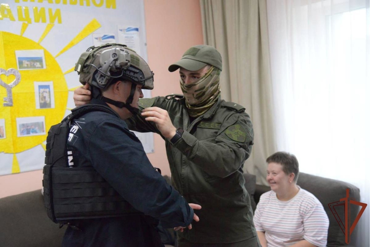 Патриотические мероприятия для подрастающего поколения прошли в Уральском округе Росгвардии