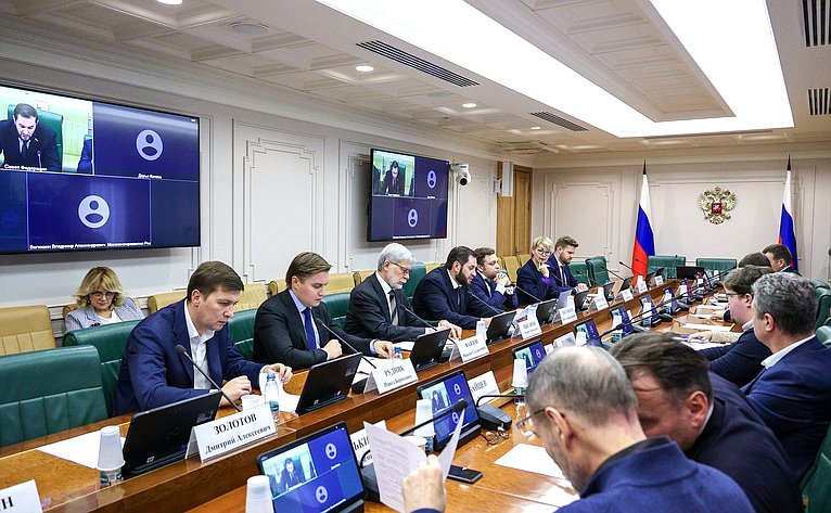 Круглый стол на тему «О совершенствовании моделей рынка, отраслевой и антимонопольной политики в условиях динамично развивающихся рынков телекоммуникаций и информационных технологий»