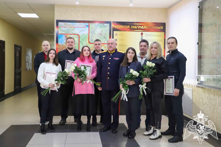 Начальник Управления Росгвардии по Рязанской области наградил журналистов, активно освещающих деятельность ведомства