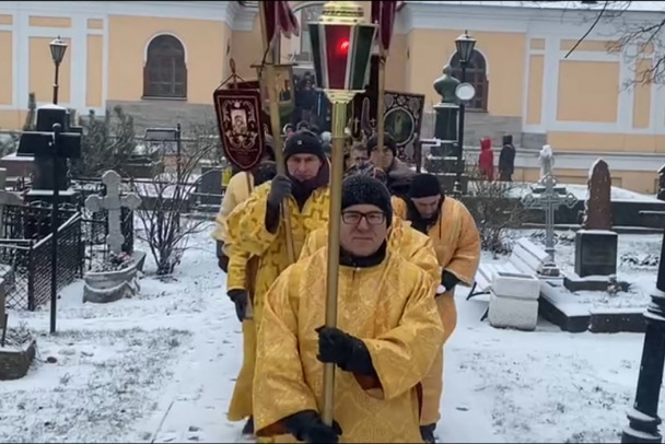 До ленинградского