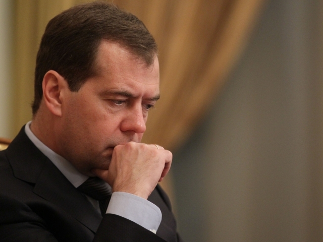 Медведев предложил казнить военных Киева, убивших российских солдат
