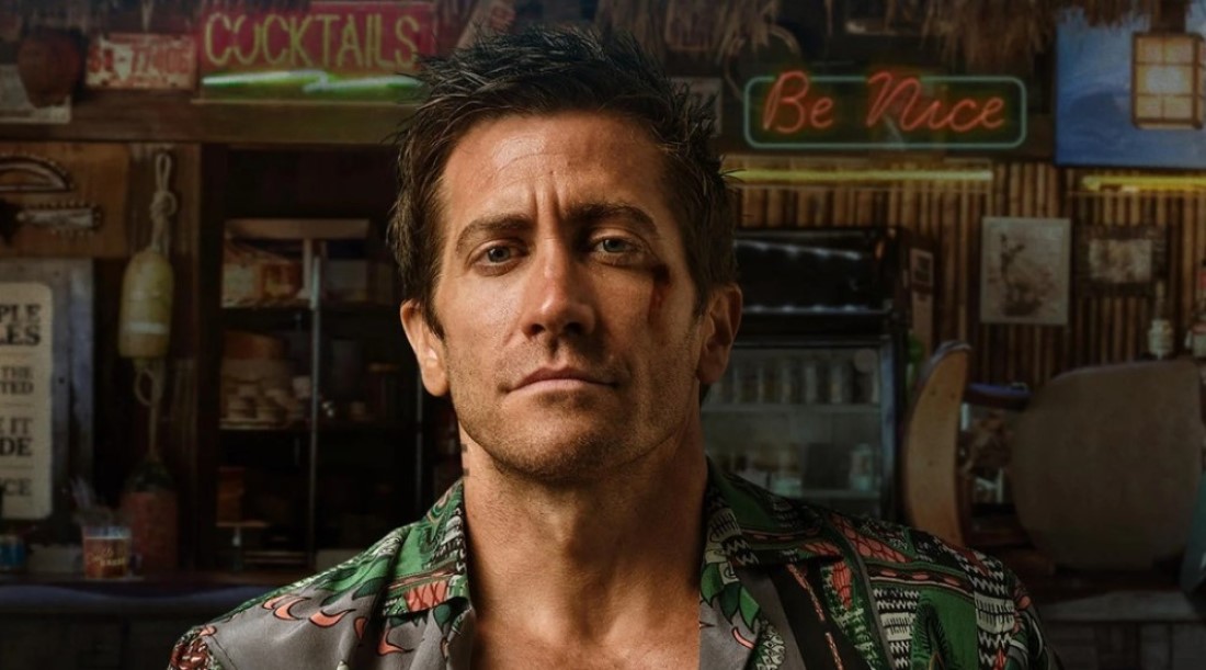 Постер фильма «Дом у дороги» (2024)