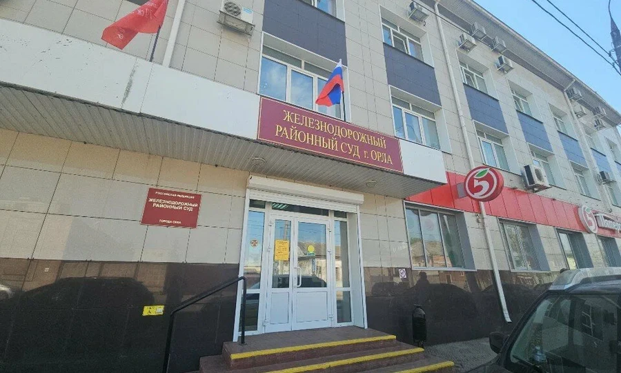 Прокурор запросил 11 лет колонии для орловца, убившего знакомого лопатой