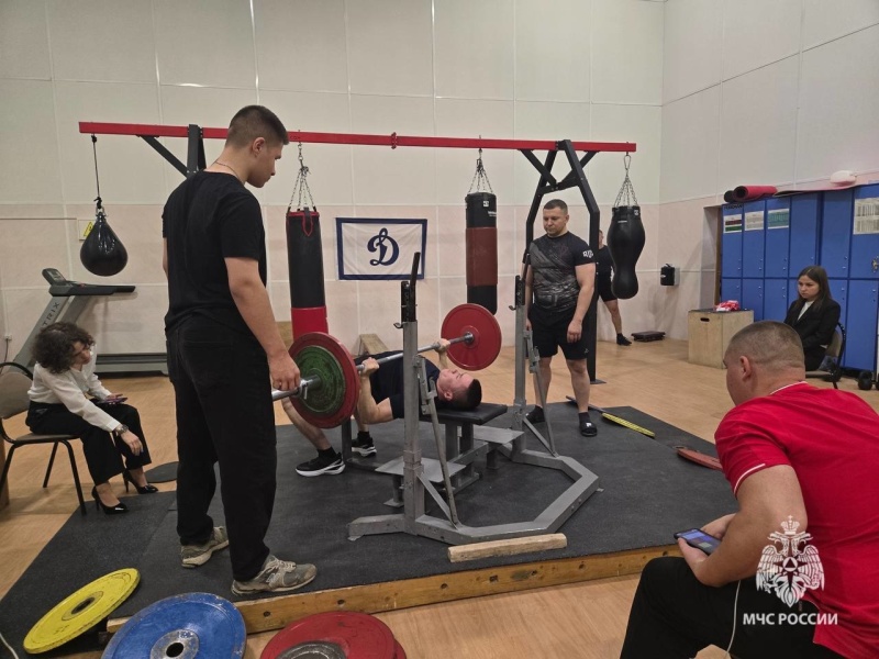 Соревнования по пауэрлифтингу