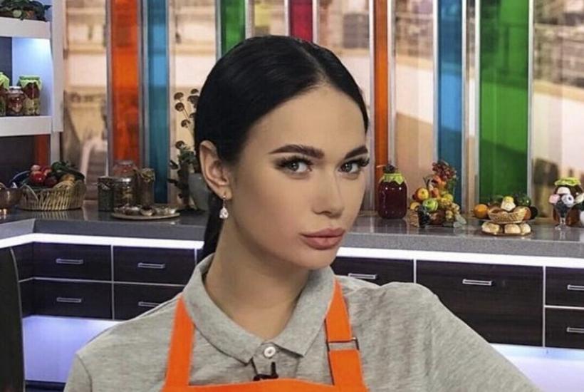 Актриса Яна Кошкина