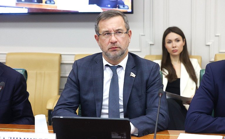 Николай Владимиров