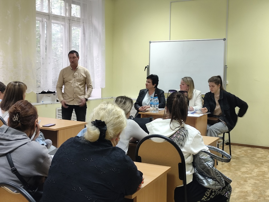 Служба по контракту