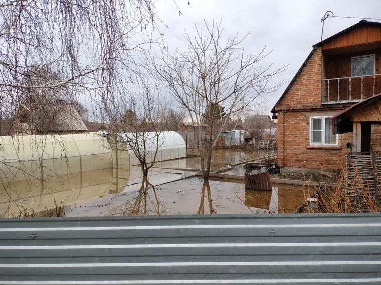 Часть садовых участков затоплены