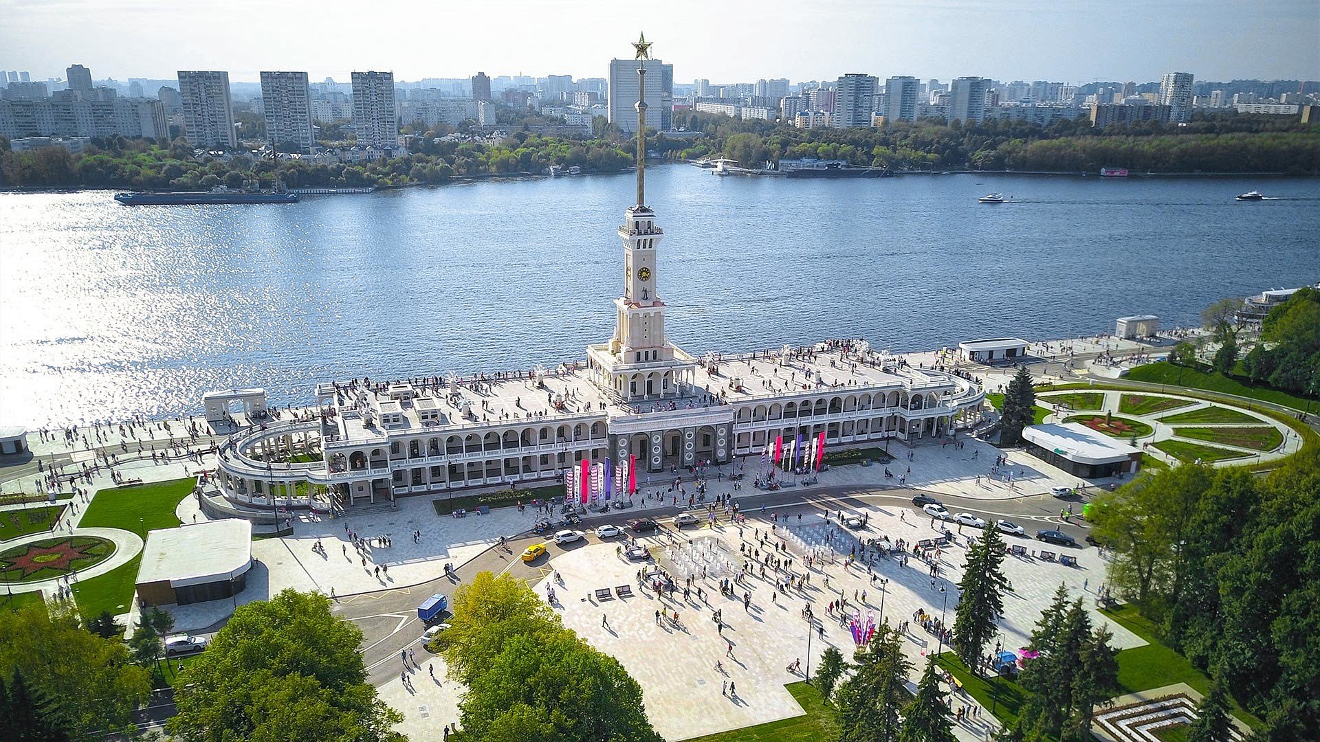 Парк на северном речном вокзале