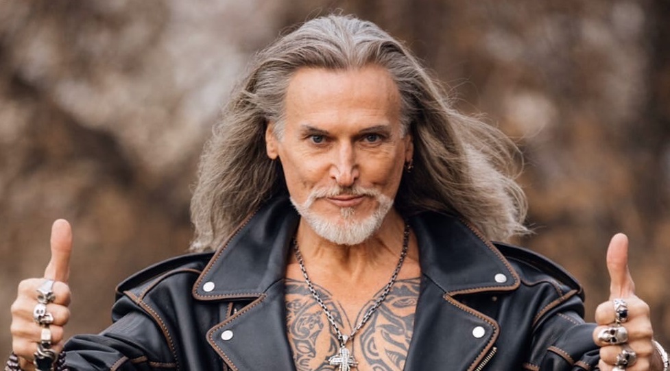 Никита Джигурда устроил скандал в поликлинике из-за места в очереди