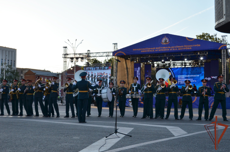 Росгвардейцы обеспечили безопасность во время проведения XII Международного фестиваля духовых оркестров в Тамбове