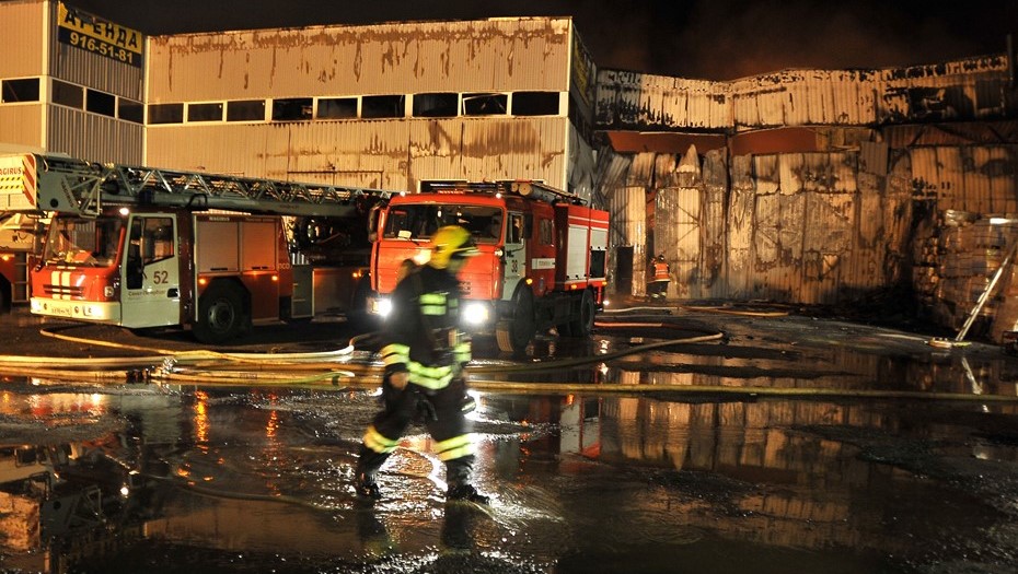 Горел склад в шушарах санкт петербург 2022. Пожар фото. Пожар в складе в шушарах 20. Санкт петербург шушары пожар. Пожар в складе в шушарах 20.