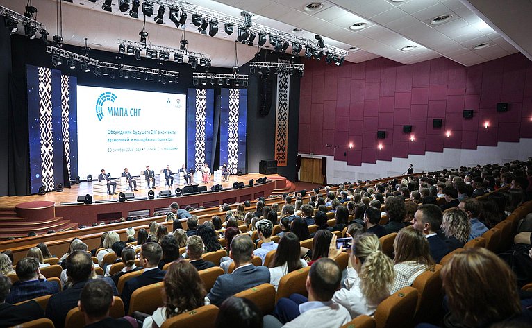 Встреча с молодежным активом