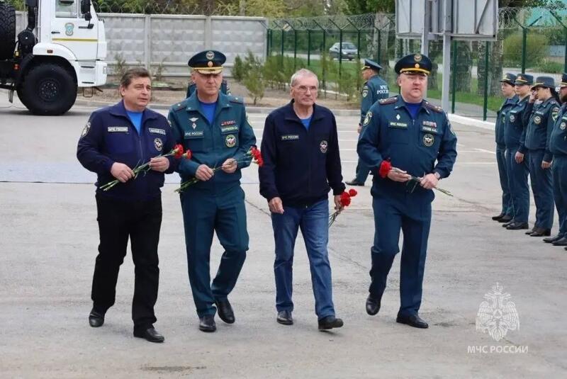Агитбригада ветеранов МЧС России с концертной программой посетила Херсонскую область