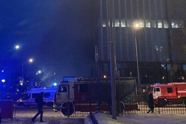 Из-за возгорания в Moscow Tower временно перекрыли движение по 1-му Красногвардейскому проезду
