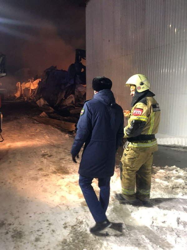 в майами обрушился 12 этажный дом. фото обрушение двухэтажного здания зимой. полное обрушение. рухнула плита перекрытия. обрушение зданий.
