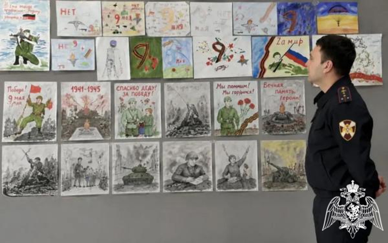В Кабардино-Балкарии росгвардейцы провели выставку детского рисунка, посвященную Дню Победы