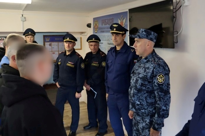 Представители прокуратуры Мурманской области посетили колонию поселения в г. Оленегорске