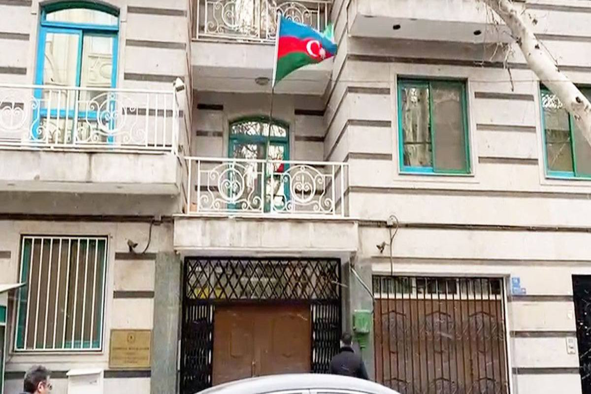 посольство россии в иране