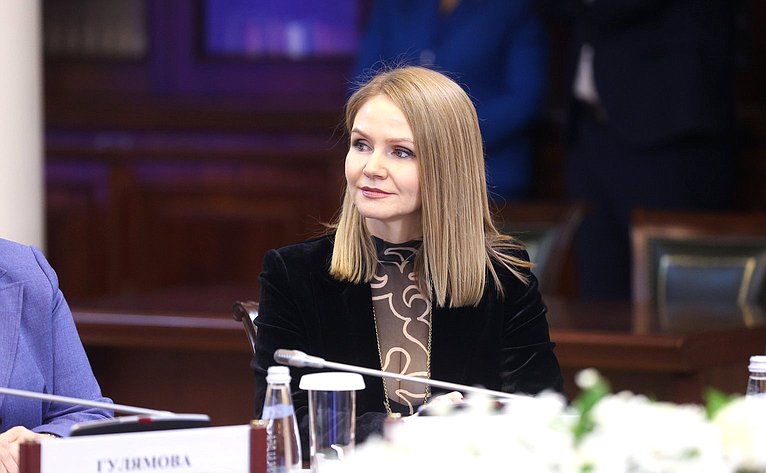 Встреча Председателя СФ Валентины Матвиенко с представителями отрасли легкой промышленности и креативных индустрий