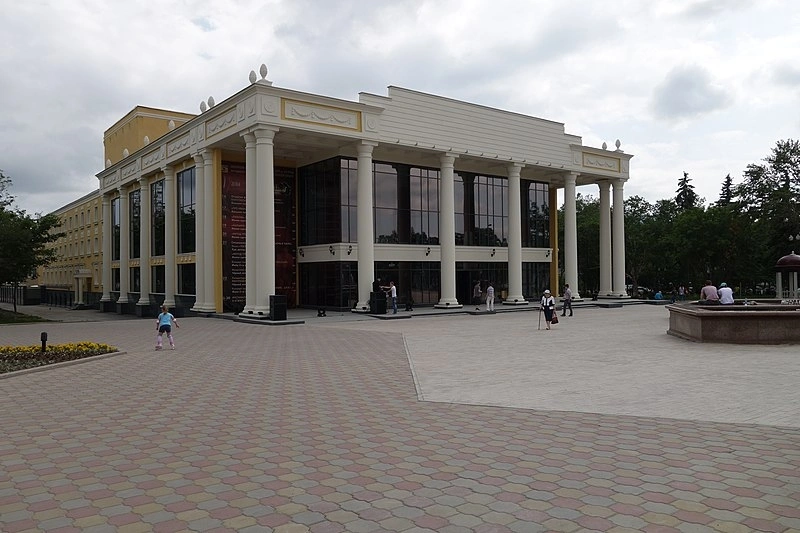 Сахалинский международный театральный центр имени А. П. Чехова