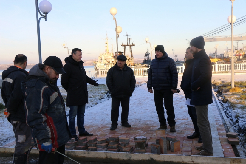 Глава ЗАТО г. Североморск провел традиционный городской рейд