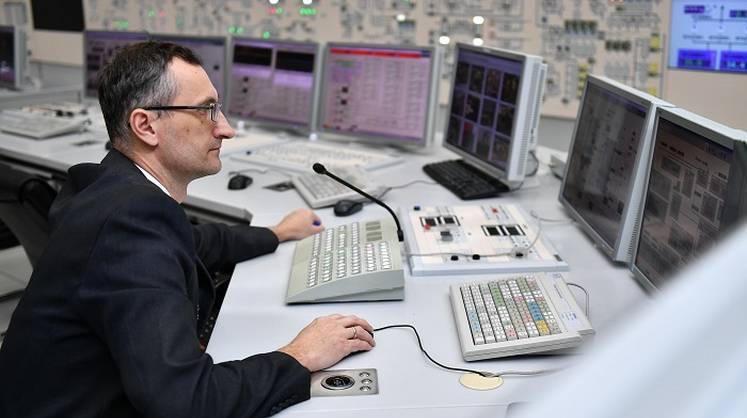 Атомэнергопром выпускает долларовые облигации