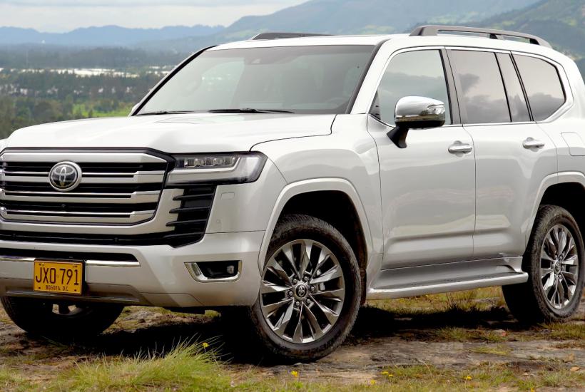 Toyota Land Cruiser 300