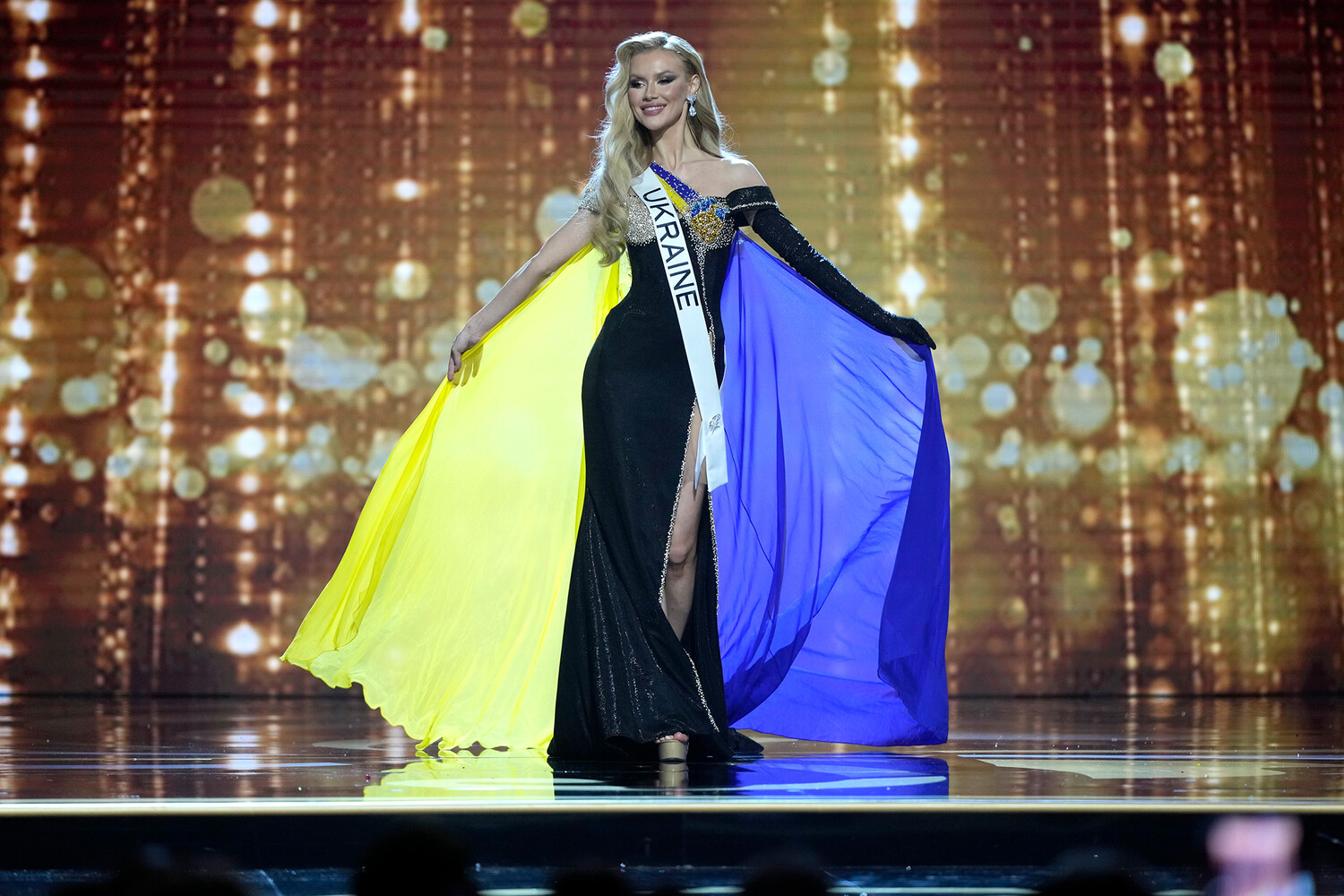 Анна Линникова на Мисс Вселенная 2022
