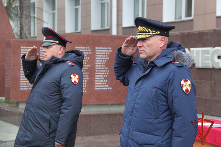 Приведение к присяге новых сотрудников Росгвардии состоялось в Новосибирске 