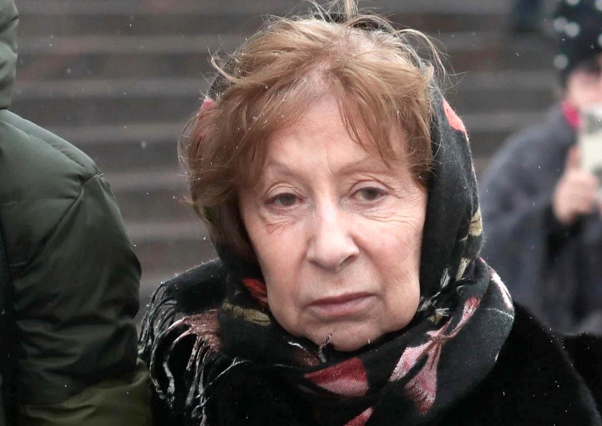 Вместе с Ходорковским и Чичваркиным. «Другая Россия» актрисы Лии Ахеджаковой