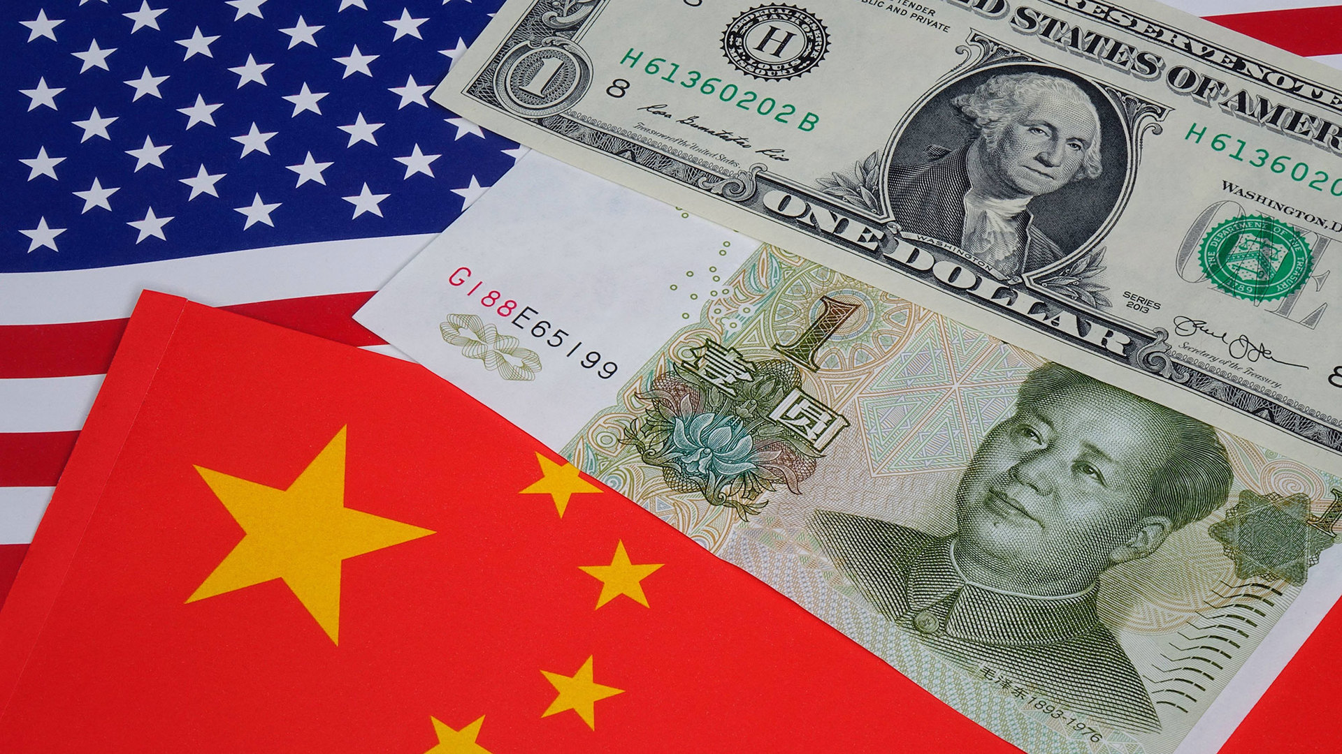 Кирилл Бабаев: свободно конвертируемый юань сможет серьезно потеснить доллар США